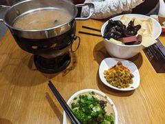 -南城香·饭香串香馄饨香(花园北路店)