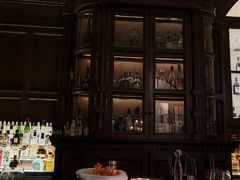 -LONG BAR 廊吧(外滩华尔道夫酒店)