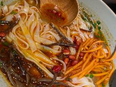 -百春原湖南牛肉粉(百联世纪店)