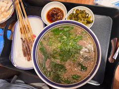 -云阿蛮云南生烫牛肉米线(奉贤路店)