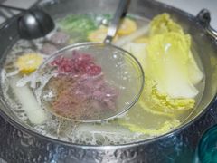 -浪里寻·臻牛养生牛肉火锅(方圆荟店)