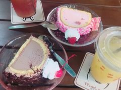 -TrueLove @ Neverland (Husky Cafe)