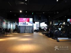 -VLines耀能运动24小时·月付制健身(京广桥店)