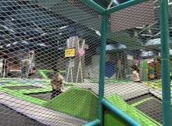 -反弹蹦床公园·亲子乐园·团建·派对(尚品奥莱店)