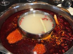 -小天鹅火锅·一线江景洪鼎旗舰店(洪崖洞店)