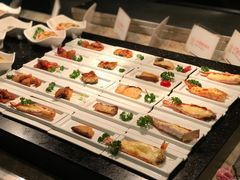 -半岛翡丽海鲜自助餐厅(观风亭店)