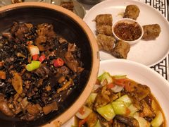 -客家大院·非遗赣南客家菜(郁孤台店)