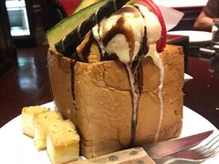 -铜锣湾·有麝自然香(渝北财富中心店)