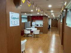 -新东方成人英语学习考试·口语·商务(延安路校区)