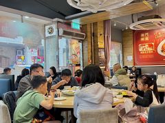 -滋味满屋美食坊(上海街店)
