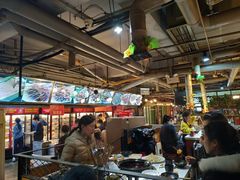 大堂-钢管厂歆瑞源油卤串串香(春熙路太古里店)