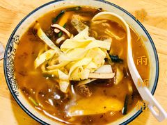 老酸菜牛肋条面-阿彬生炒牛肉面(解放路店)