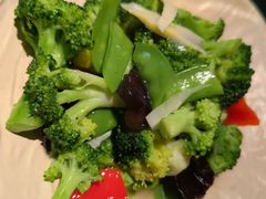 -麻六记(凤凰汇店)