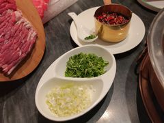 -南门四季铜锅涮肉(左家庄店)