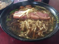 -镇南锅盖面馆(解放路店)