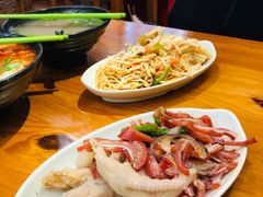 -志权牛肉面(灵山路店)