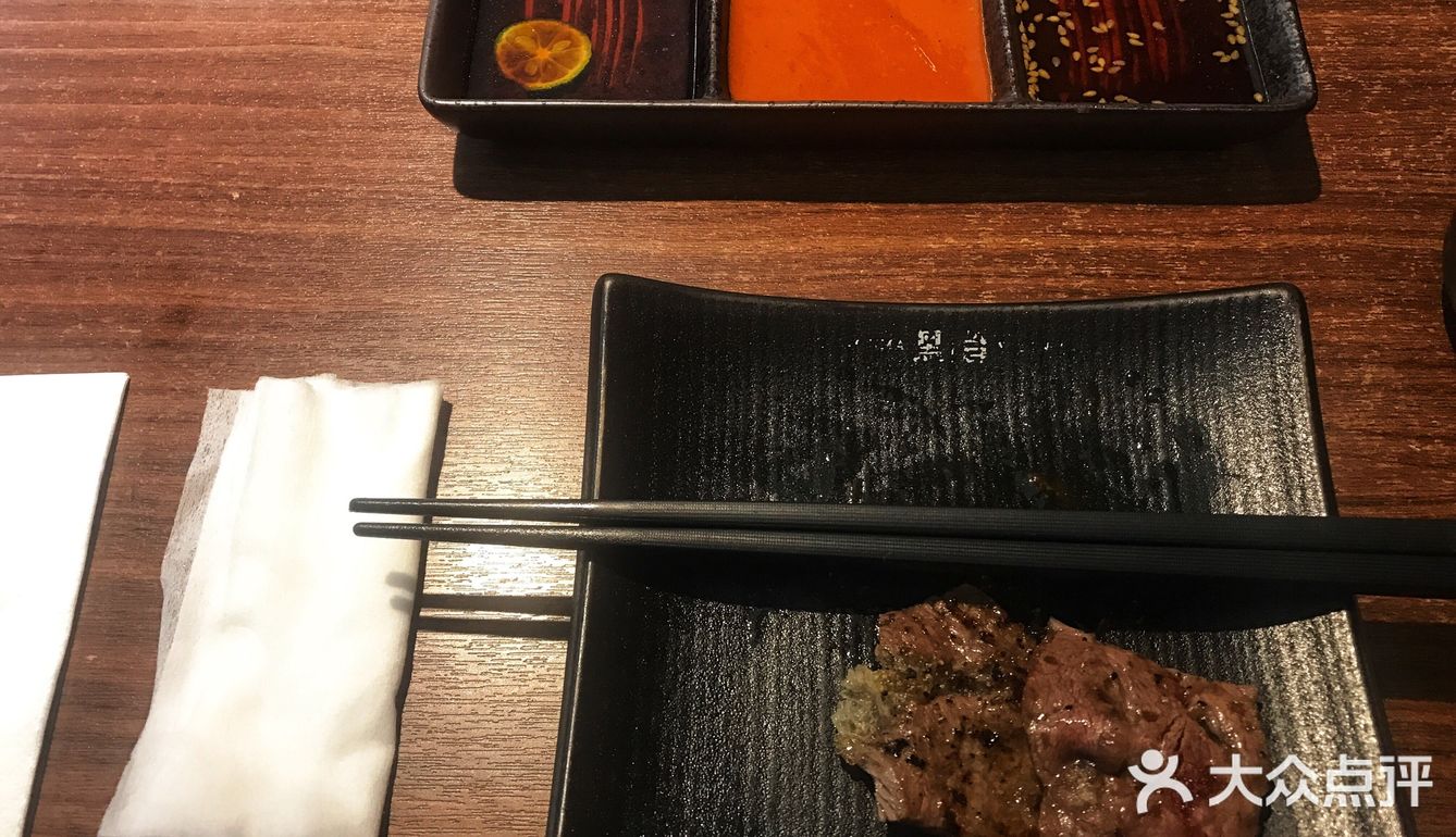 一看这个不排队，就进来了