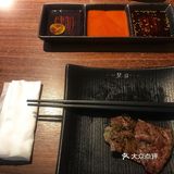 一看这个不排队，就进来了