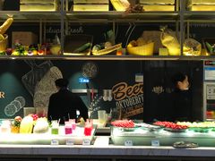 -钱小奴海鲜自助黑金店(杭州滨江龙湖店)