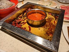 -二荆条·蜀鲜汇城市森林火锅