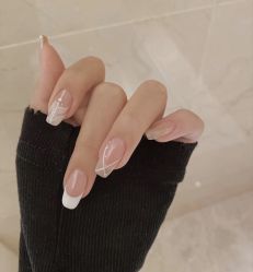 -慕拉美甲美睫皮肤管理