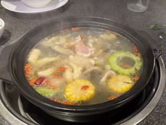 -野迹·石橄榄鸡·烧烤(新洲店)