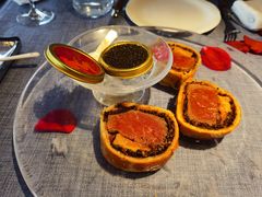 惠灵顿牛排-弦月窗LUNETTE BY AMANDA(复兴路店)