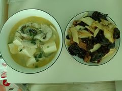 -爱的果实月嫂育婴师(世纪东方店)