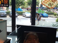 -必胜客(漕宝路店)