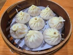 -莱莱小笼·乔艾