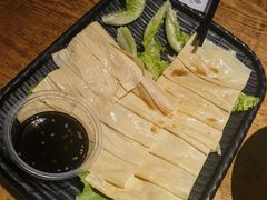 凉拌现做豆油皮-鱼头泡饭·湖北菜·非物质文化遗产(岳家嘴总店)
