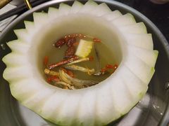 -得意咚瓜·顺德鱼生·冬瓜火锅(深圳首店)