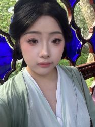 -一揽芳华汉服旗袍体验馆(拙政园店)