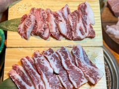 -唯成•韩国炭火烤肉 유성고기