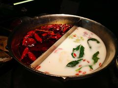 -湊湊火锅·茶憩(新中关购物中心店)