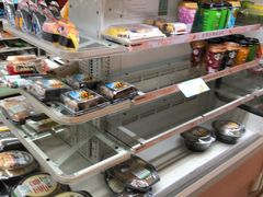 -全家便利店(江湾镇站店)