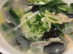 -渝是乎川渝小炒(新世界百货望京店)
