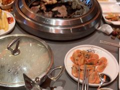 -黑金·寻焰自助百汇·烤肉·火锅(中街店)