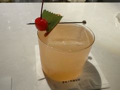 -Mx.cocktail bar