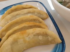 -老新隆牛肉锅贴(新街口店)