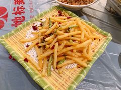 -肥肥虾庄·金牌油焖大虾(东湖欢乐谷店)