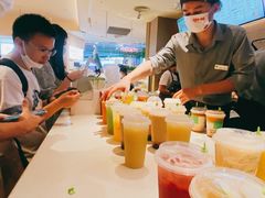 -奈雪的茶(湖滨银泰in77C区PRO店)