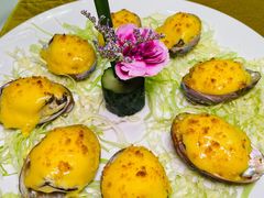 黄金焗鲜鲍-新海利海鲜城·41年珠海老字号(夏湾店)