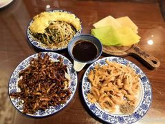 -合合春饼·酱骨·东北菜(潘家园店)