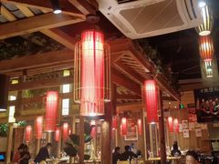 -野山舂·贵州现舂酸汤火锅(鸿通城店)