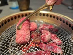 -铭牛烧肉·和牛海鲜自助(高新月牙湖店)