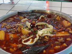 -晓彭肥肠鸡·泡椒鸡火锅(水木天地店)