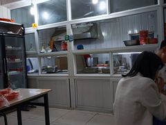 -咱家王新国把子肉(县东巷店)