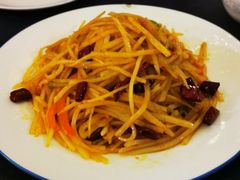 -伊带伊路新疆美食府(呼家楼店)