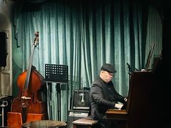 -Tango by Ala House